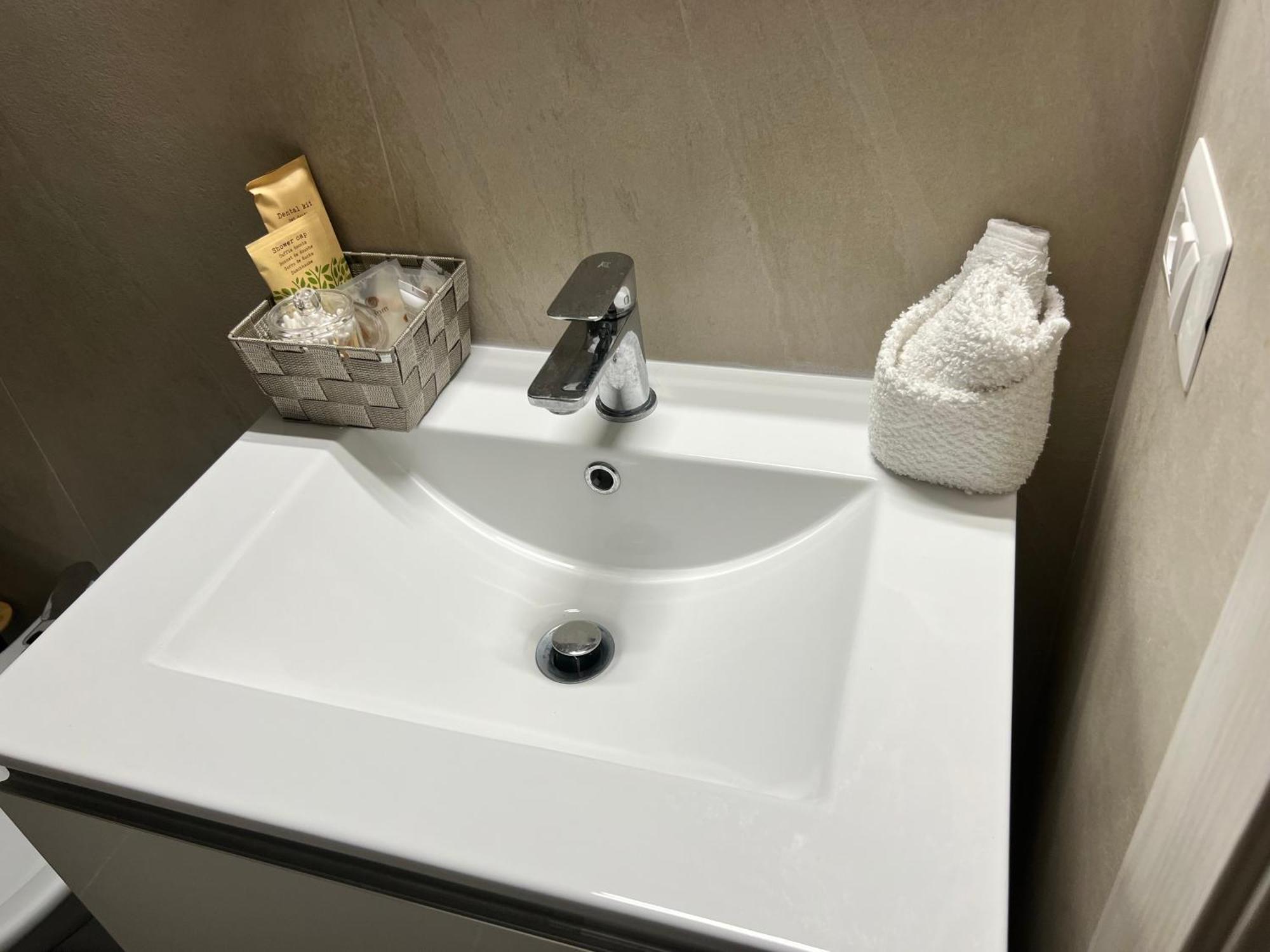 B&B Ladislaus 拉迪斯波利 外观 照片